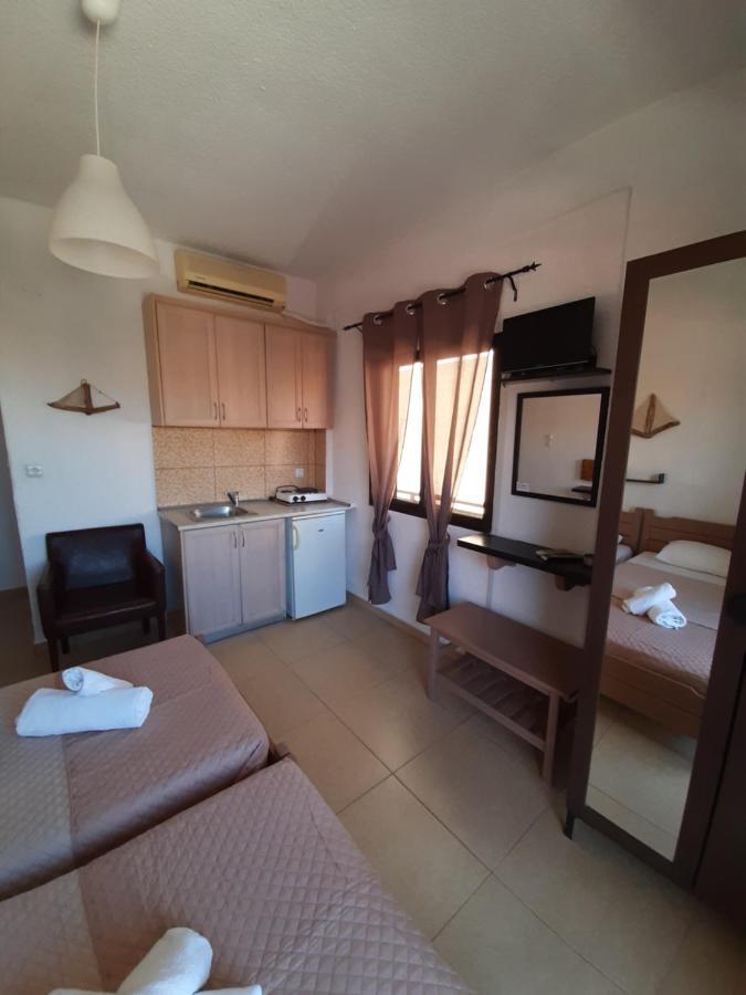 חניוטי Mariza Apartments -Studios מראה חיצוני תמונה